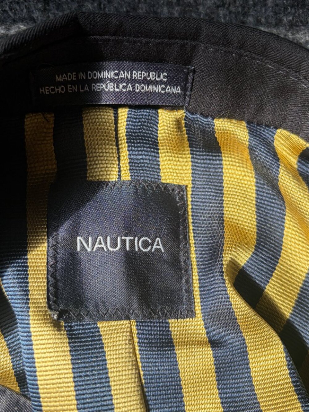 Nautica Boys Black Blazer Size 18R - Picture 4 of 9